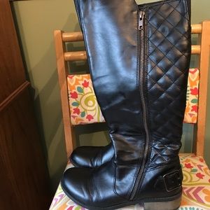 Tall Black Zip Up Fashion Boots 10 M